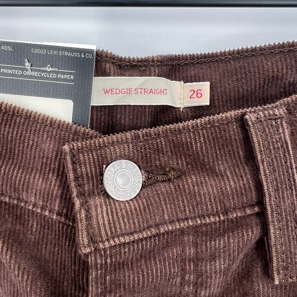 Levi’s Wedgie Straight Corduroy Brown High Rise Pants - Picture 4 of 7